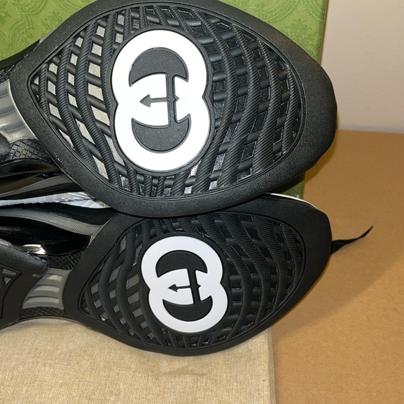 Authentic GUCCI SNEAKERS MENS RUN TRAINERS TECH FABRIC LOGO sz 11.5G / 12 US - Picture 9 of 15